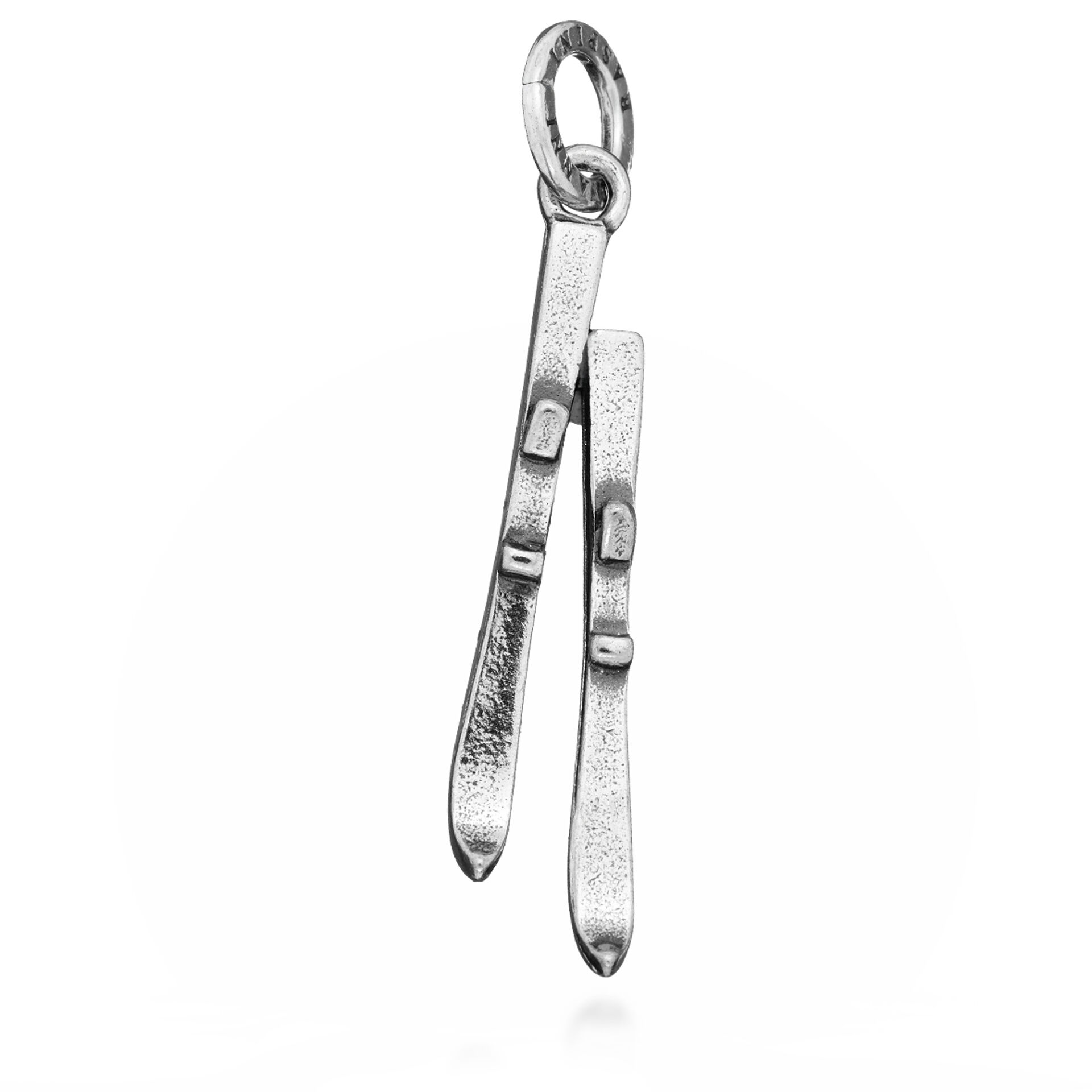 Charm Ski image number 0