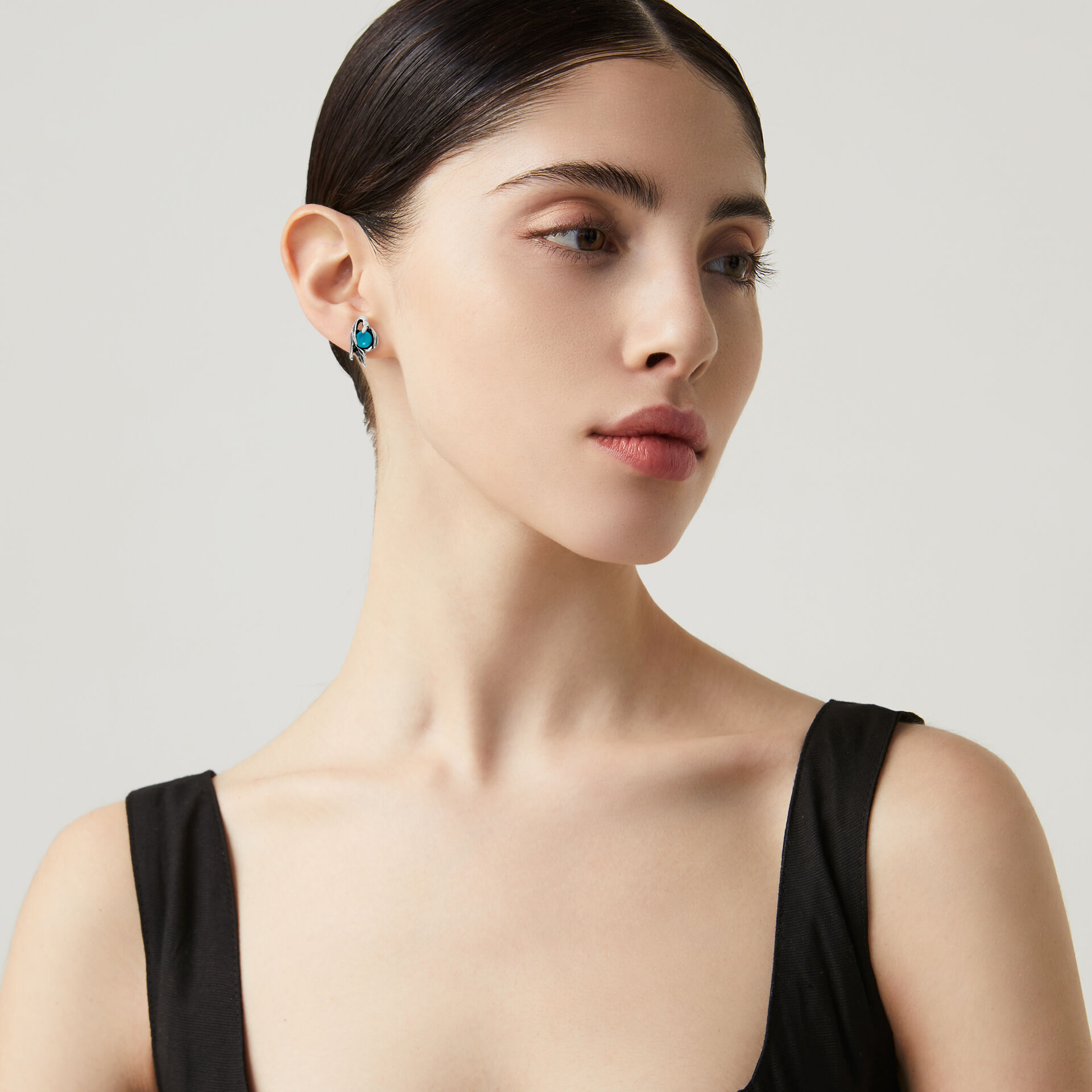 Posidonia Stud Earrings image number 1