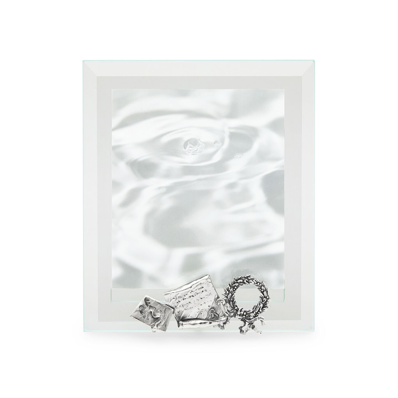 Graduation Light Frame, Bevelled glass and silver frame_image number 0_Giovanni Raspini