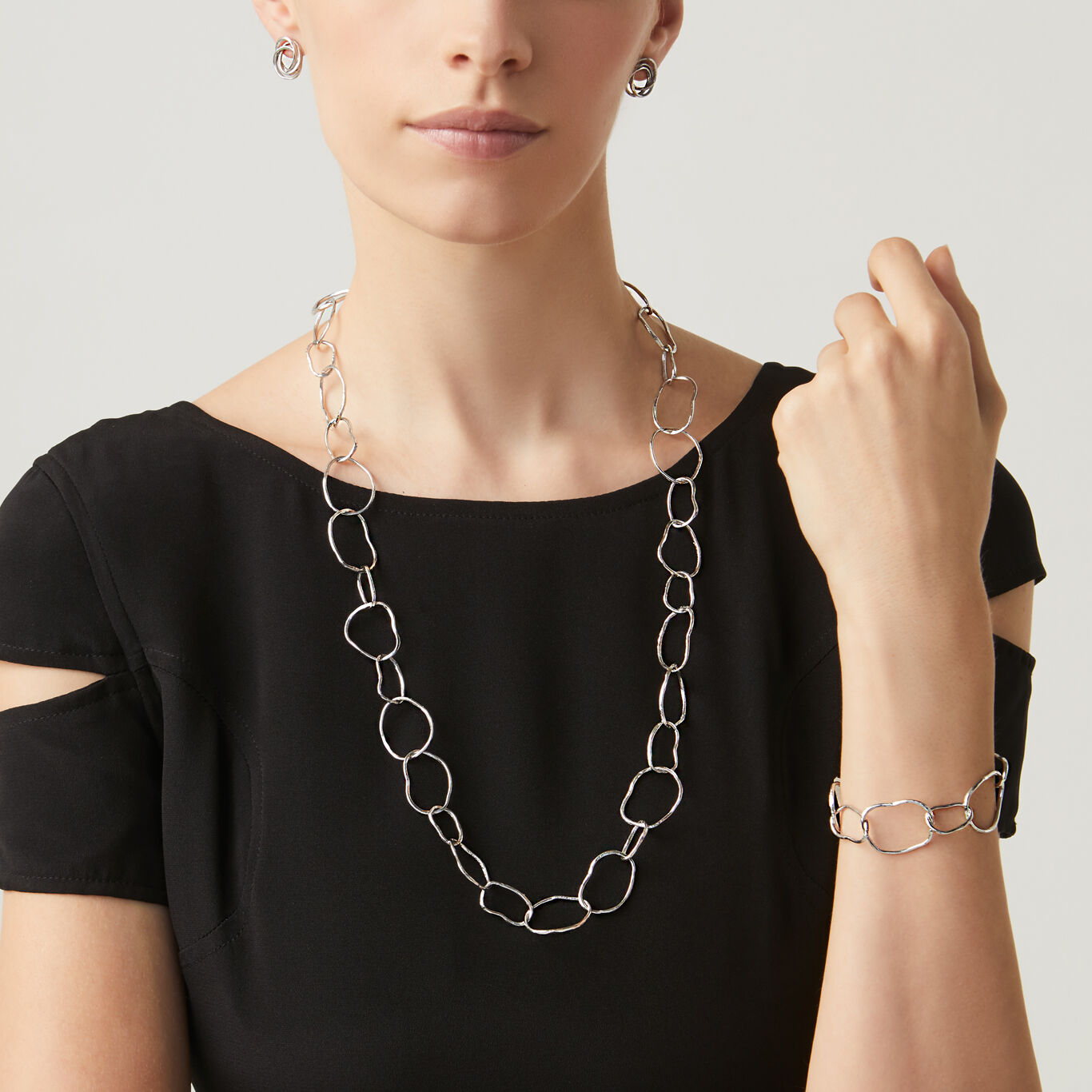 Collier mailles aériennes, Collier en argent massif_image number 2_Giovanni Raspini