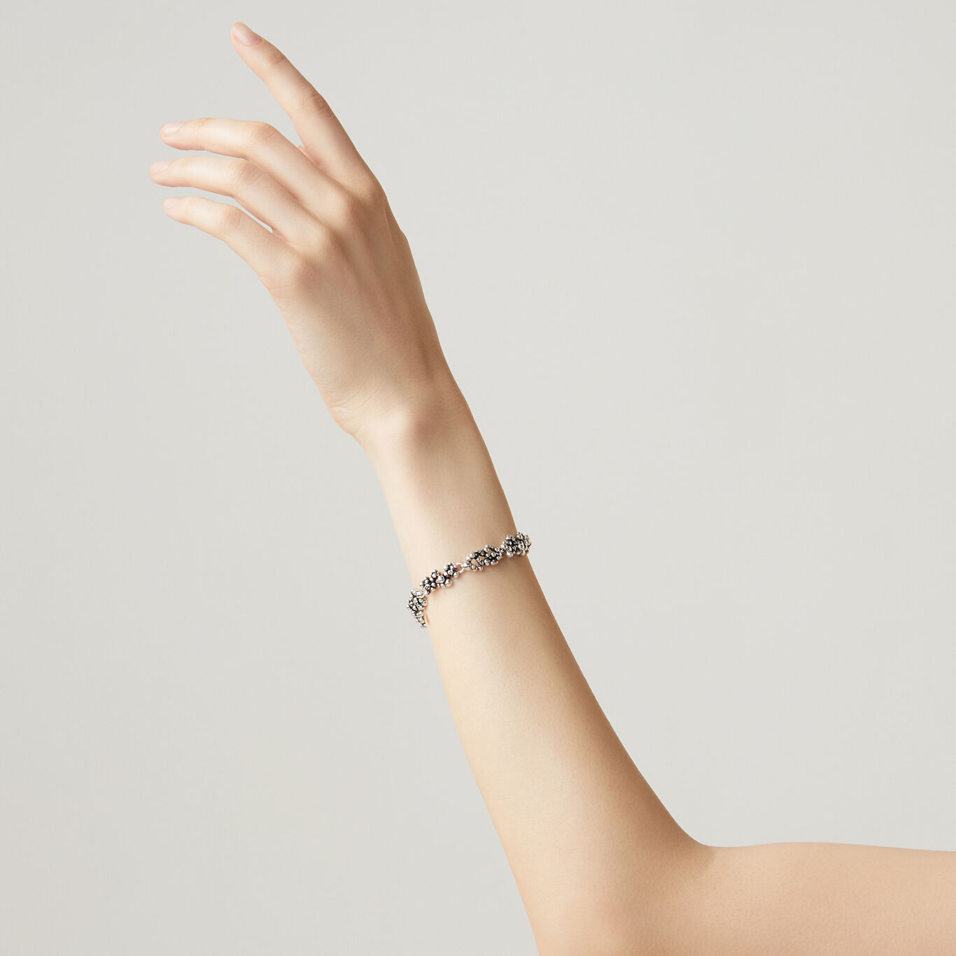 Perlage Bracelet, Bracelet in Sterling Silver_image number 1_Giovanni Raspini