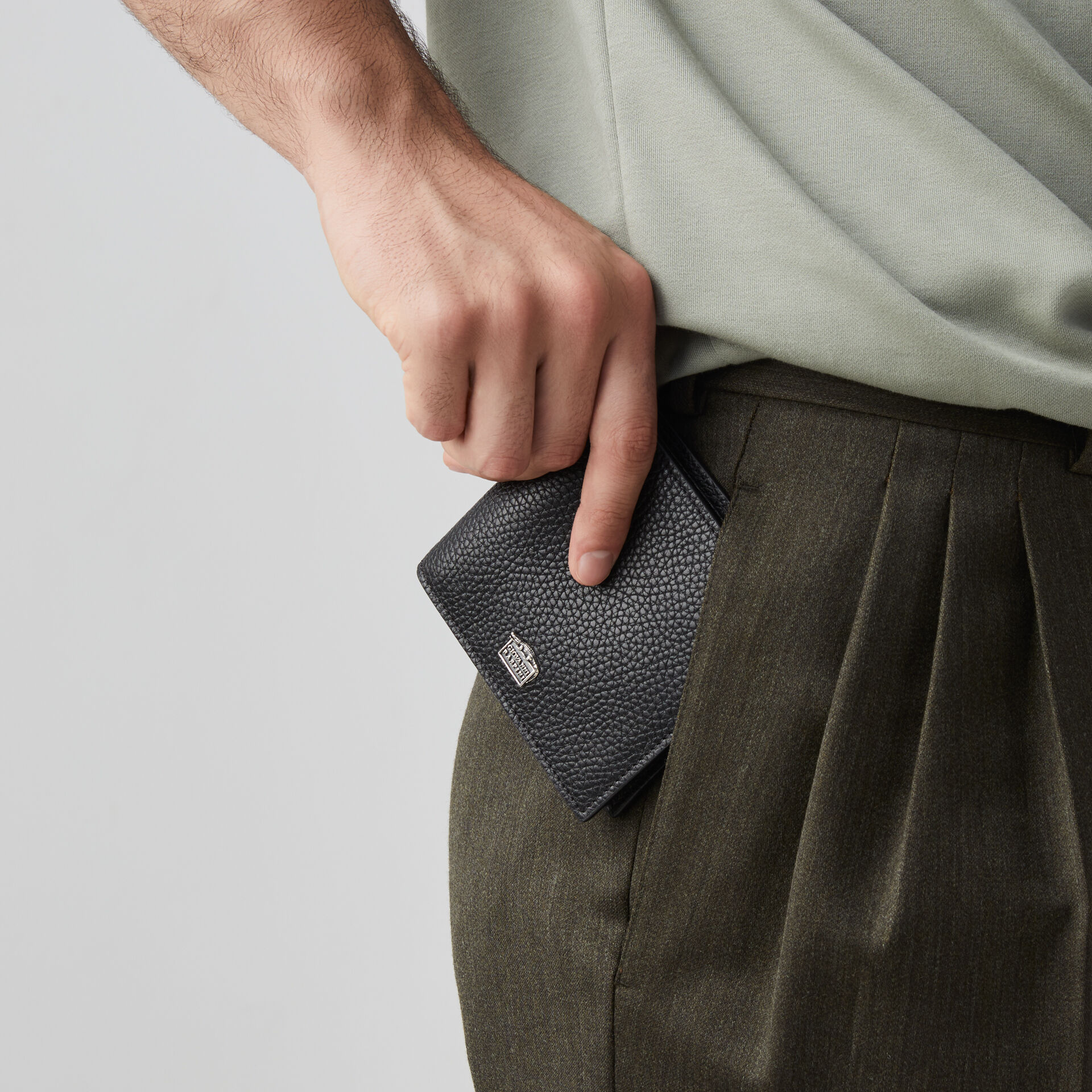 Smooth Leather Wallet image number 4