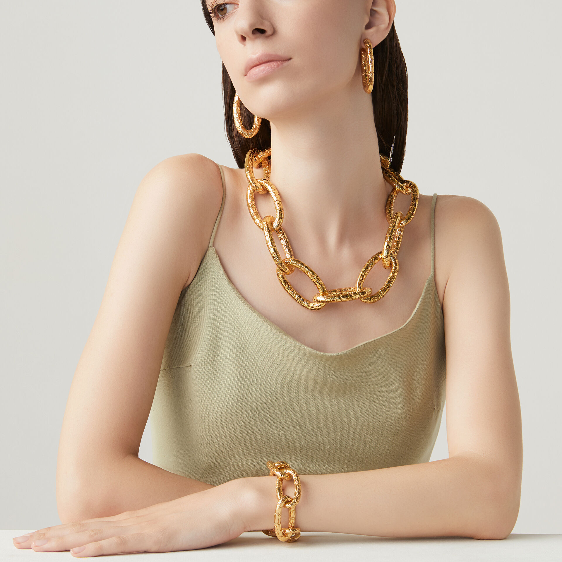 Croco Oval Earrings image number 2