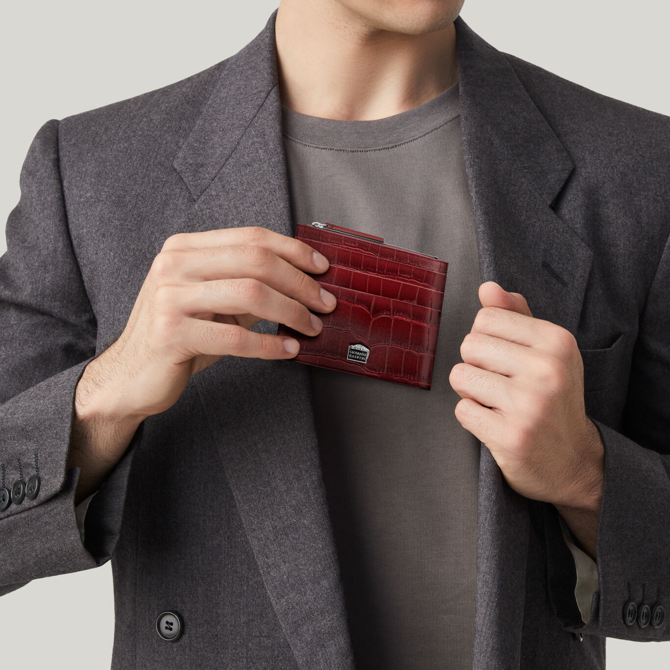 Burgundy Croco Leather Card Holder with Zip, Leather cardholder with iconic sterling silver decoration_image number 4_Giovanni Raspini