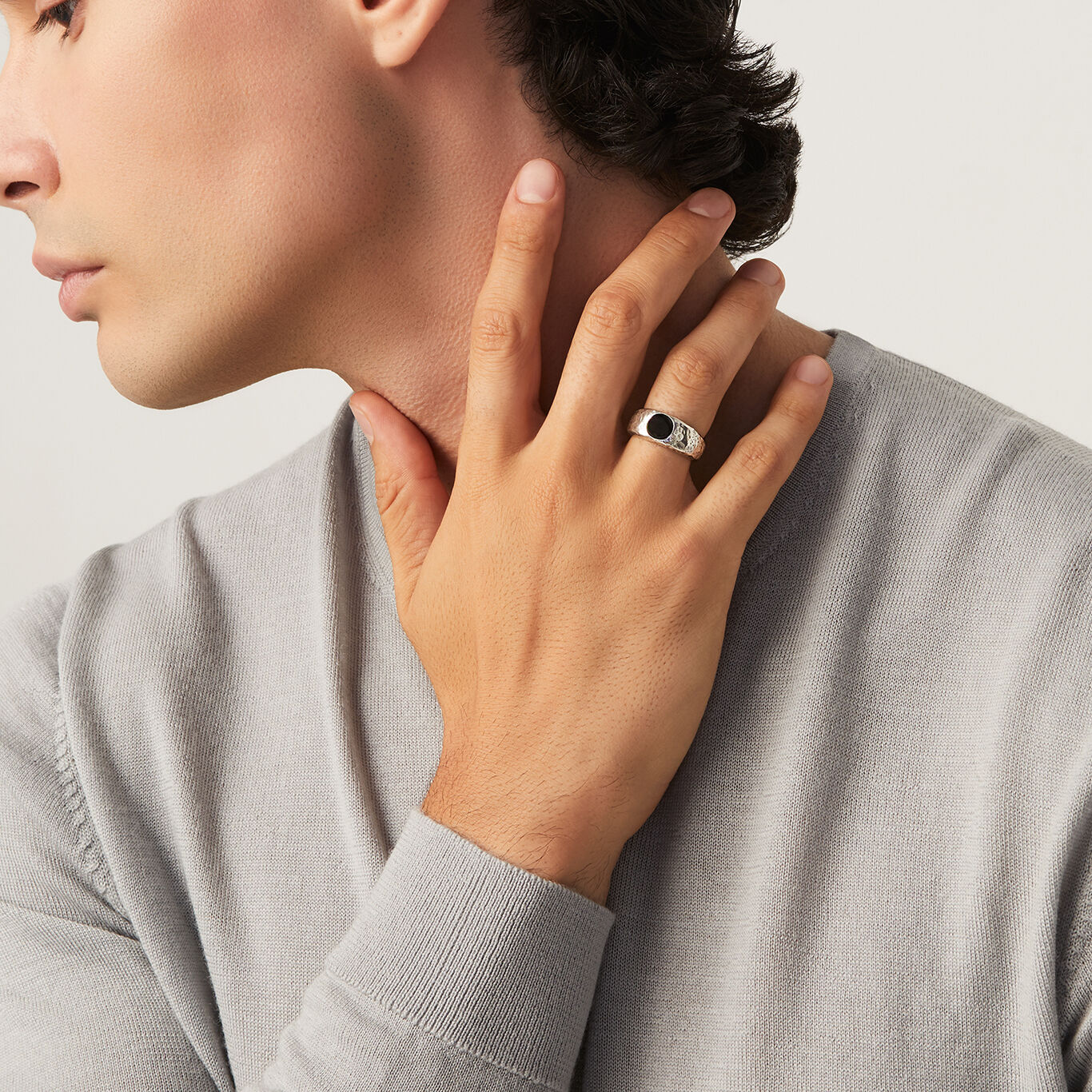 Onyx Hammered Ring