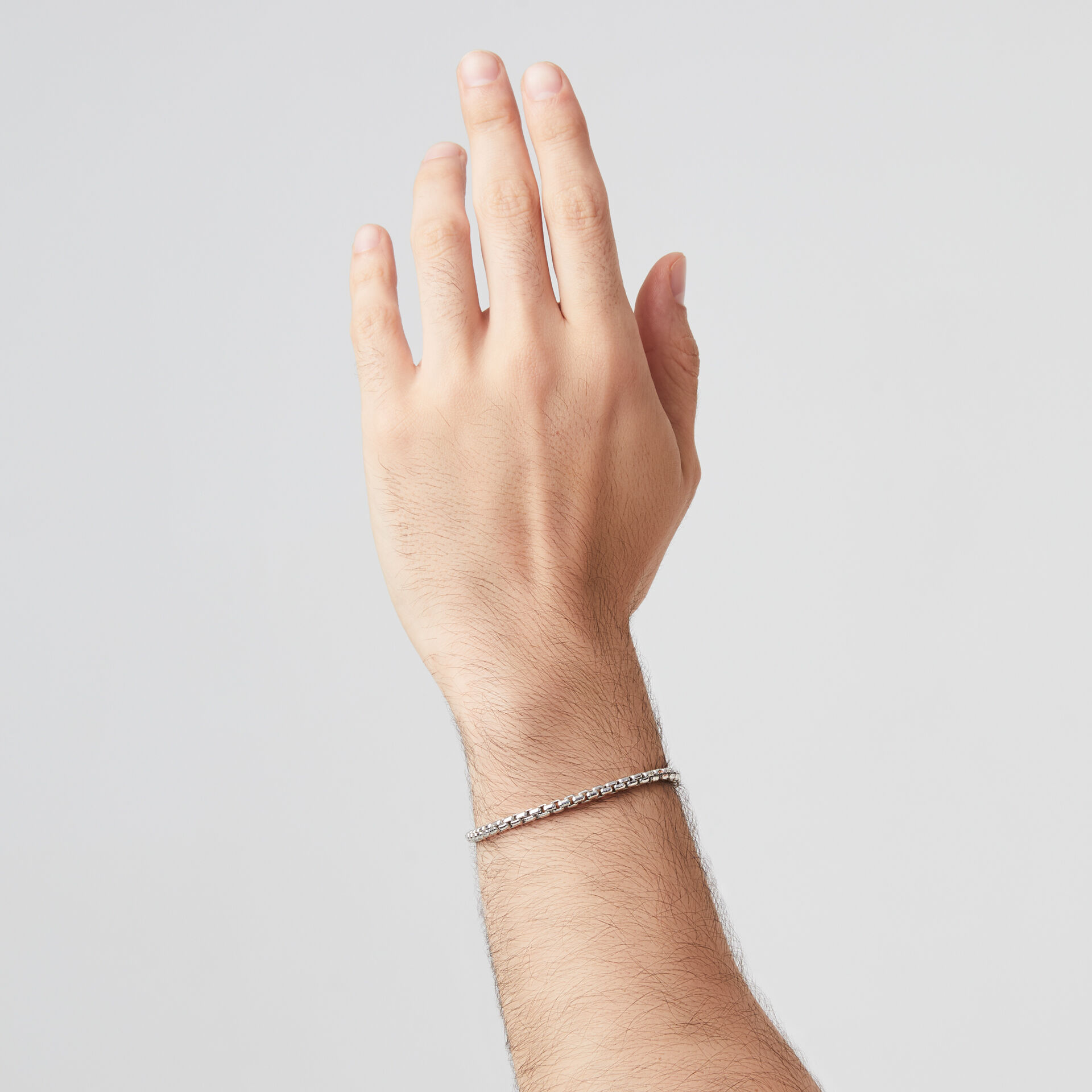 Box Chain Mini Bracelet image number 1