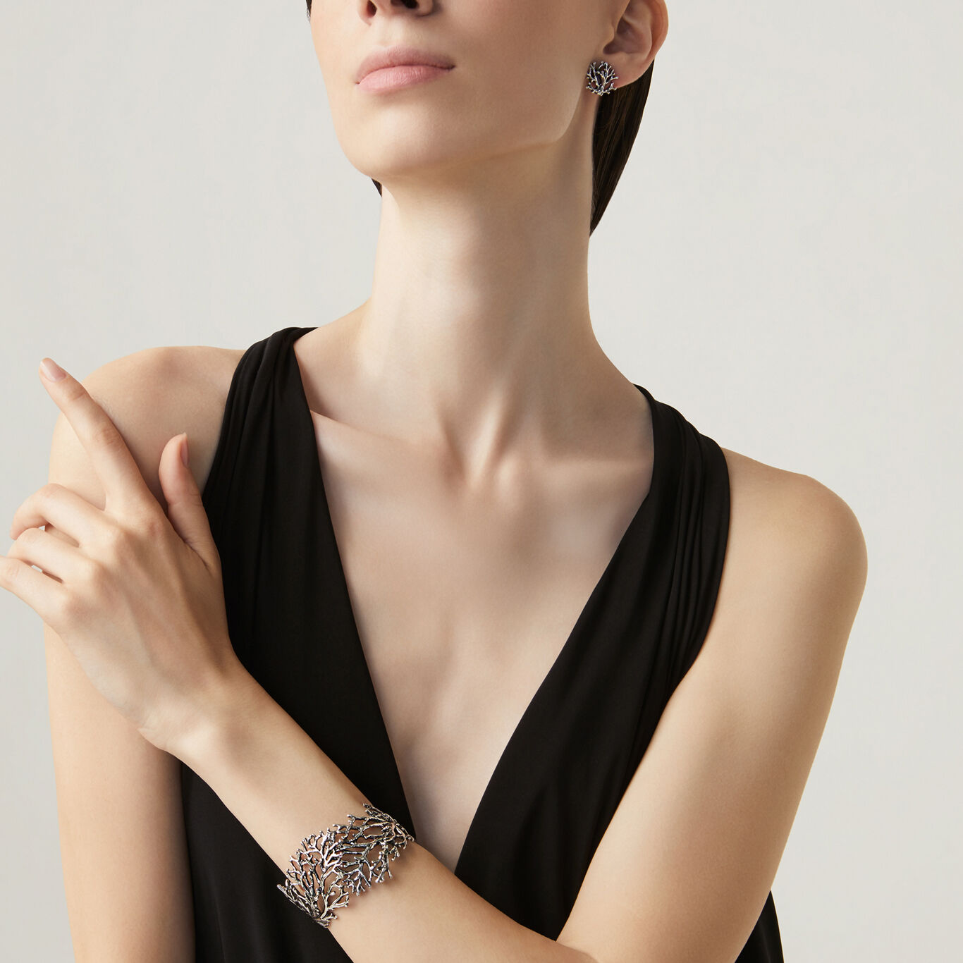 Coral Bangle, Bangle in Sterling Silver_image number 2_Giovanni Raspini