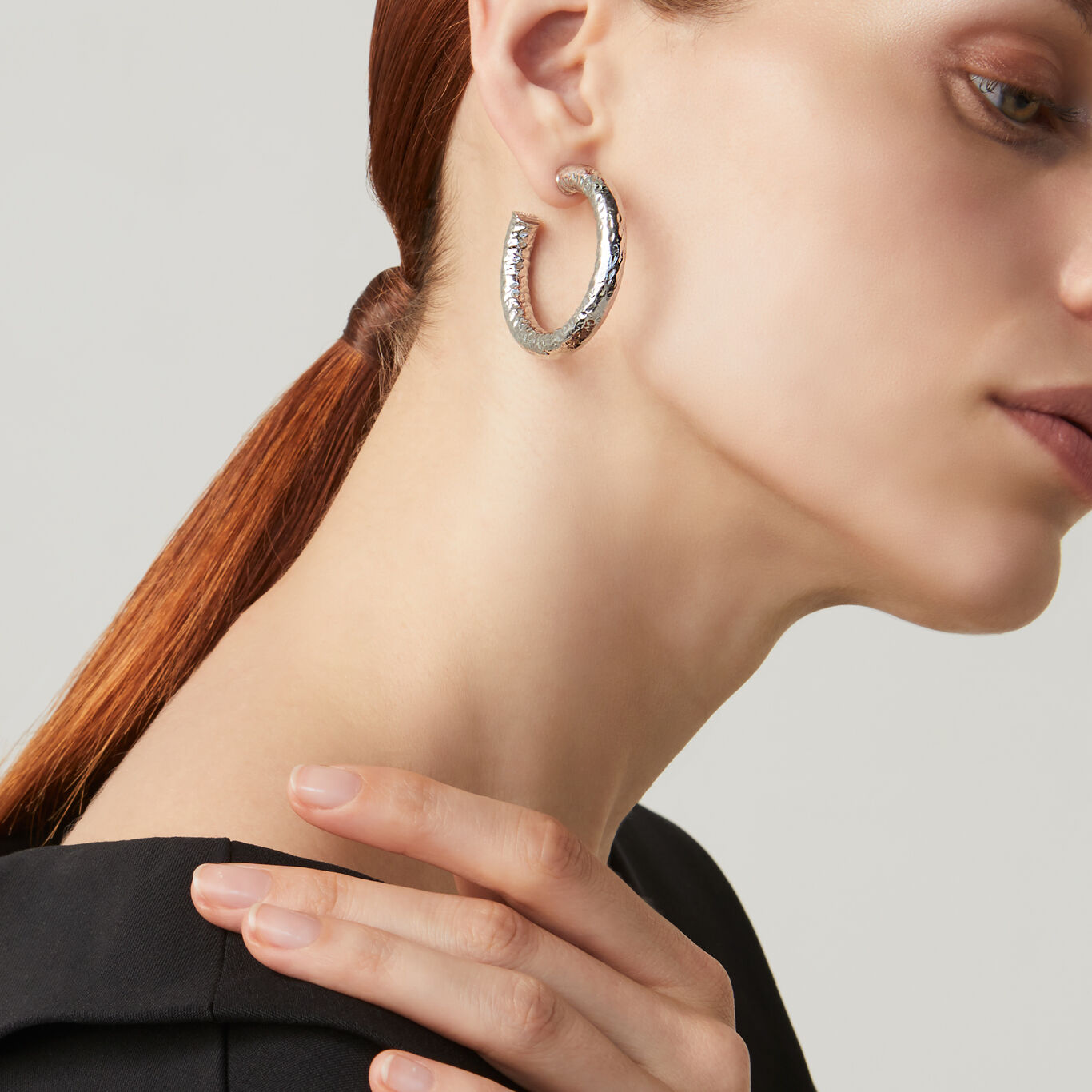 Moon Rock Small Earrings, Hoop Earrings in Sterling Silver_image number 1_Giovanni Raspini