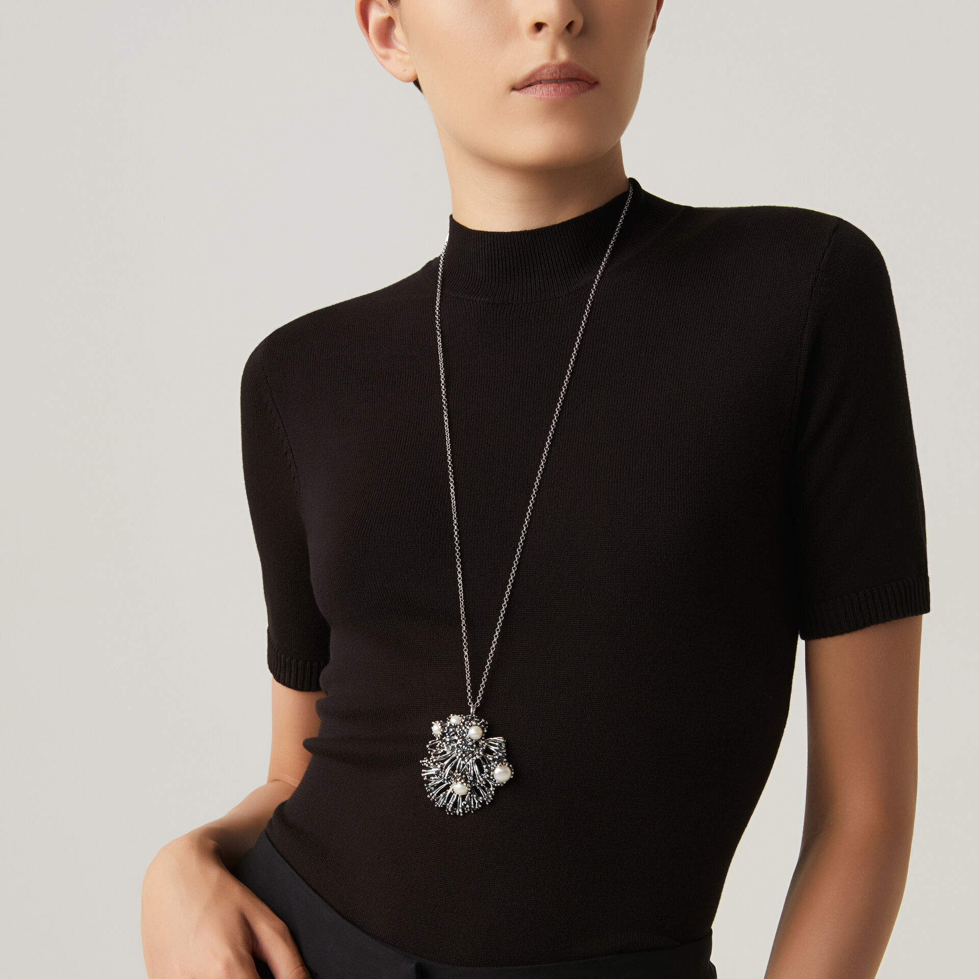 Anemone Big Pendant image number 1