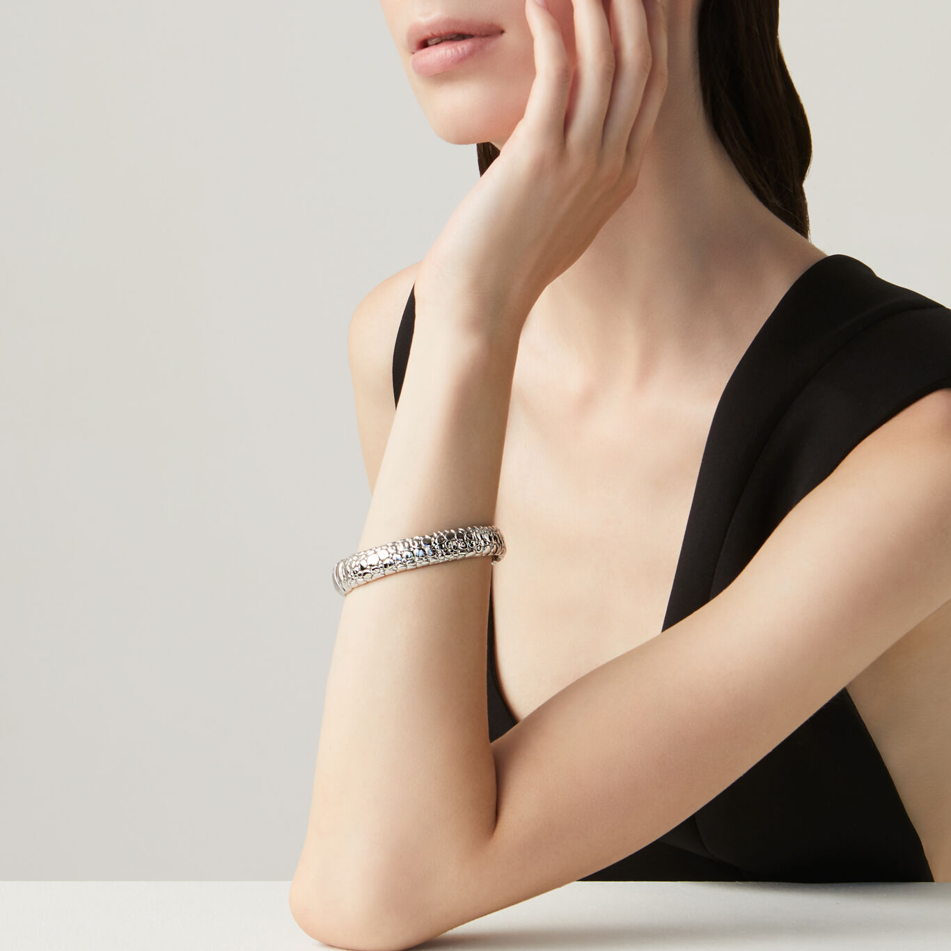 Bangle Croco, Bracciale rigido in Argento 925_image number 1_Giovanni Raspini