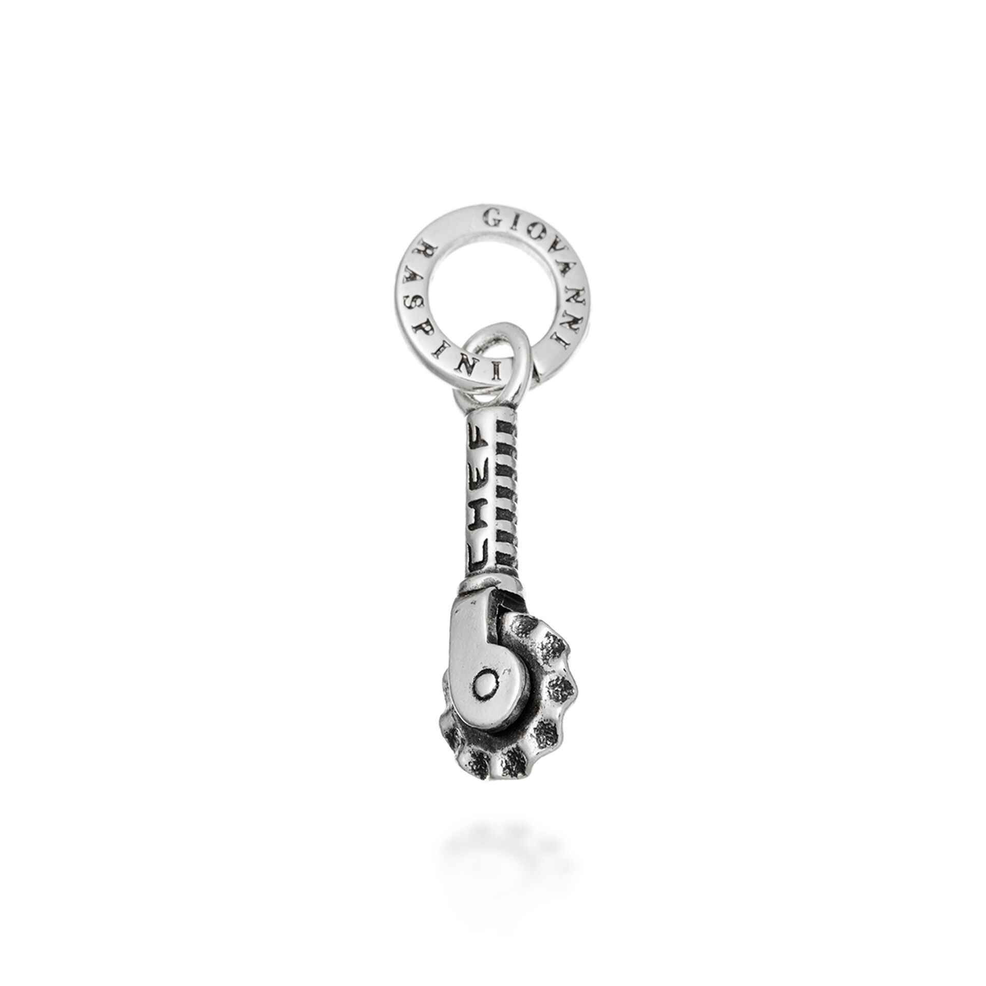 Pasta Wheel Cutter Charm image number 0