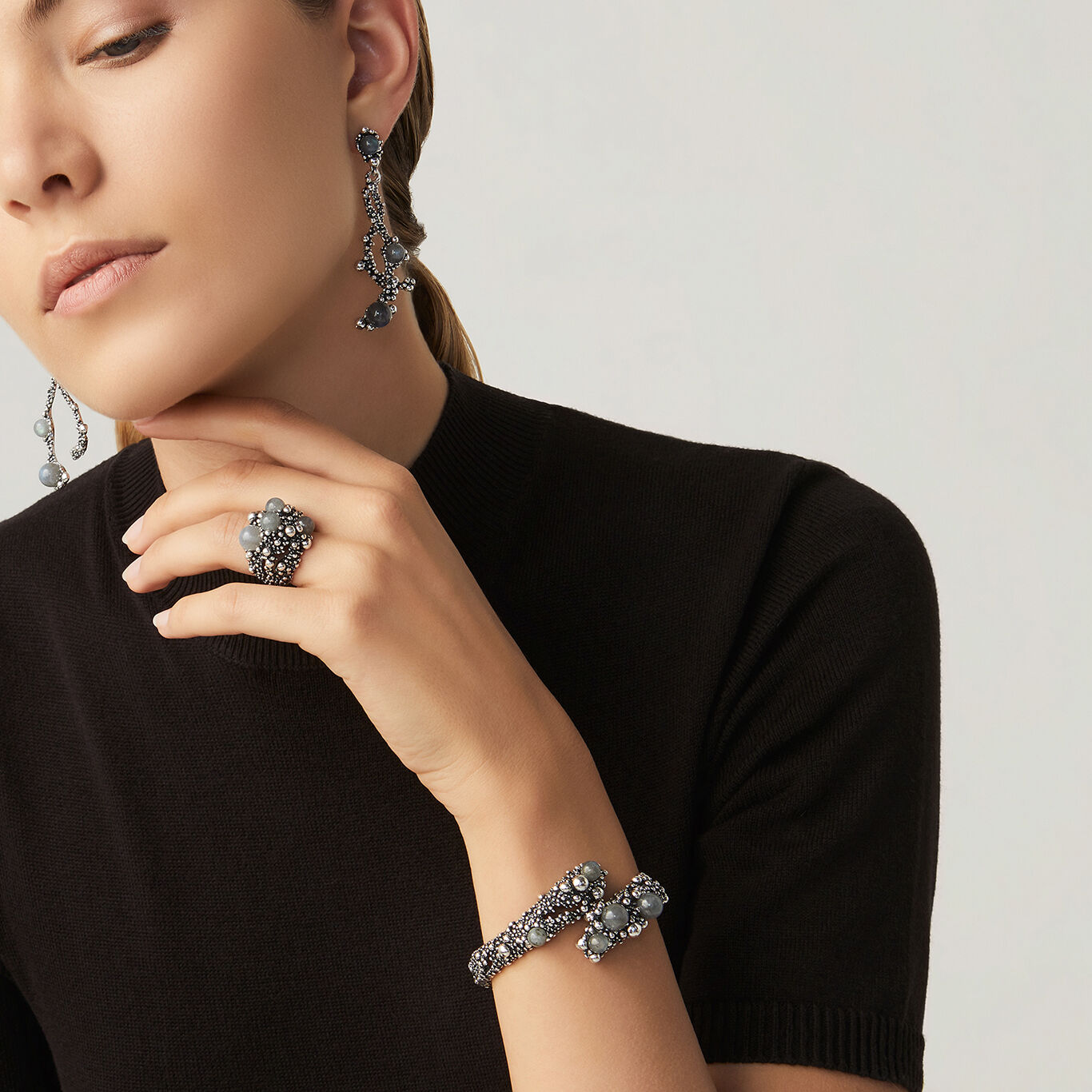 Milky Way Big Ring, Ring in Sterling Silver and labradorite_image number 2_Giovanni Raspini