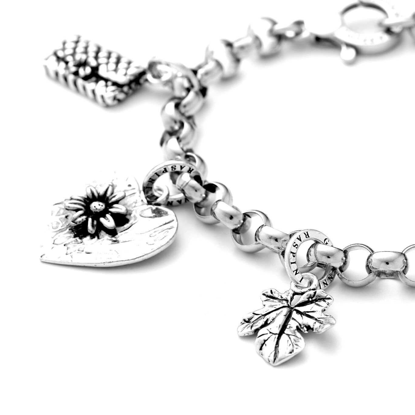 Fig Leaf Charm, Charm in Sterling Silver_image number 1_Giovanni Raspini